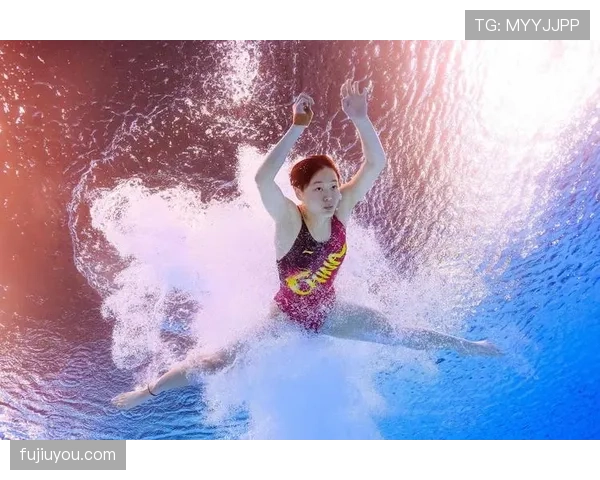 昌雅妮这训练强度，一天三练还啃鸡胸肉，真不怕把自己练没电了？