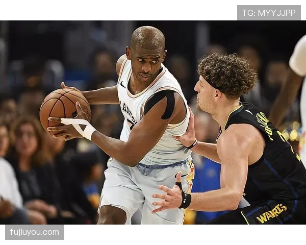 篮球持球突破规则深度解析：了解合法与违例判定标准